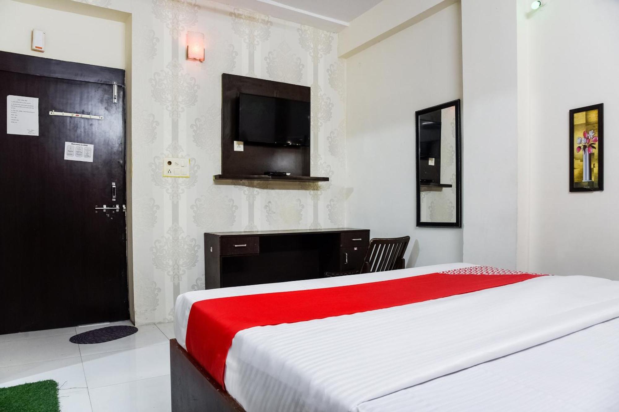 Hotel O Radhika Palace Μποπάλ Εξωτερικό φωτογραφία