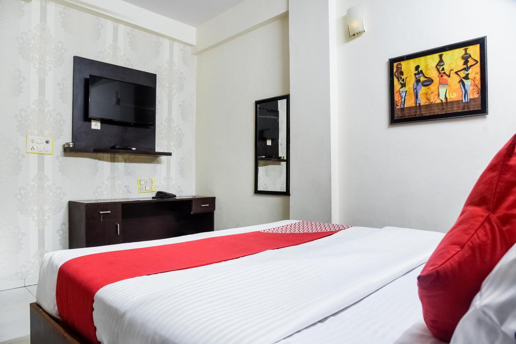 Hotel O Radhika Palace Μποπάλ Εξωτερικό φωτογραφία